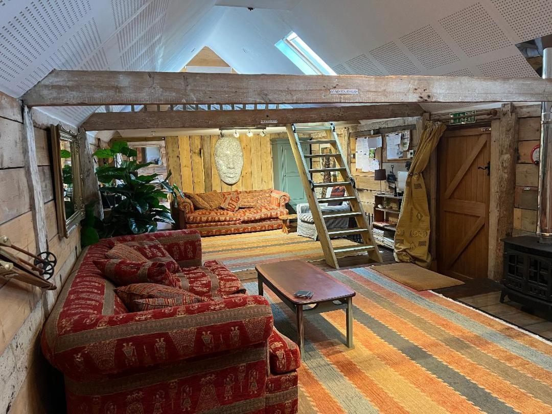 Quirky Barn Conversion Crowhurst Battle Crowhurst (East Sussex)