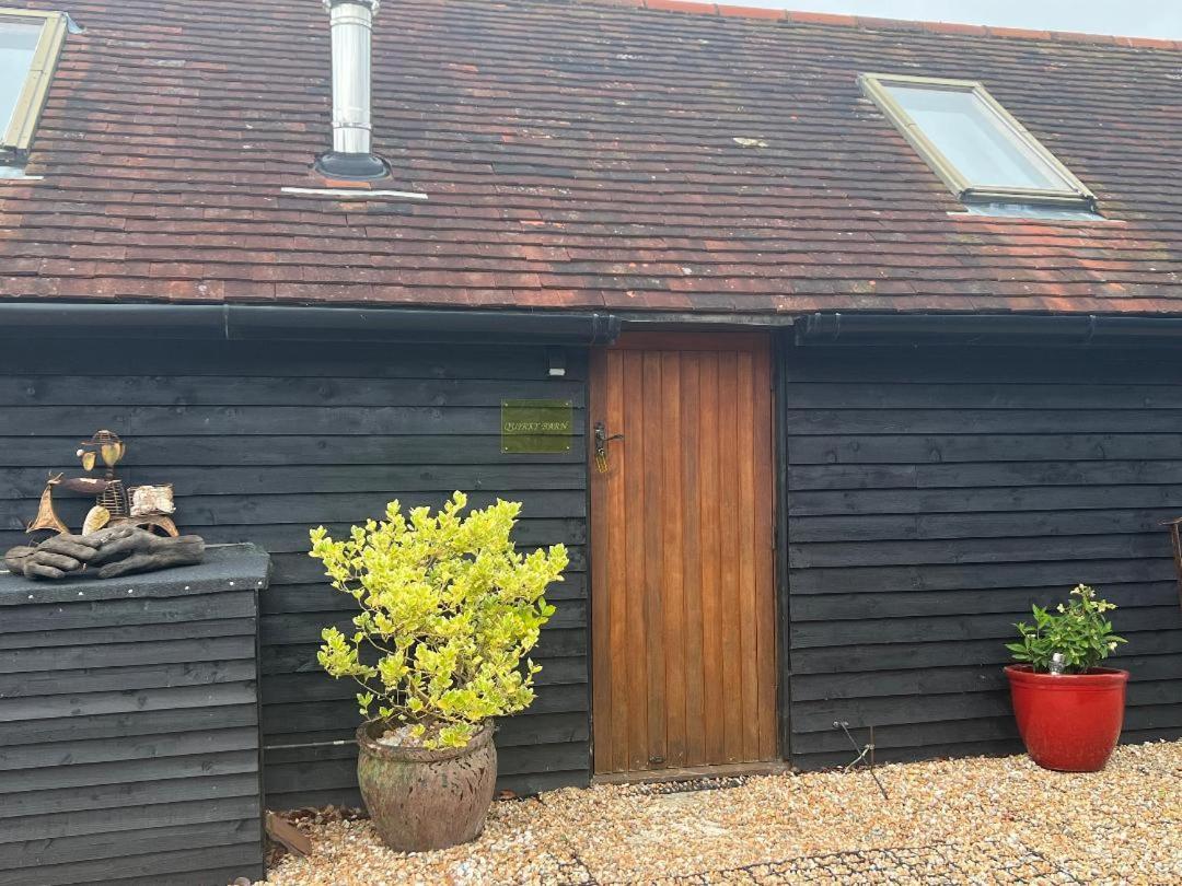 Quirky Barn Conversion Crowhurst Battle *